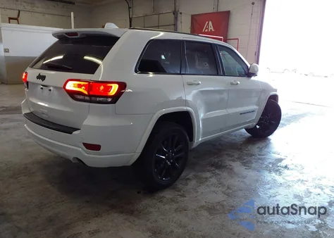 2018 Jeep Grand Cherokee Altitude 4X4 from USA, damaged, VIN 1C4RJFAG5JC356740